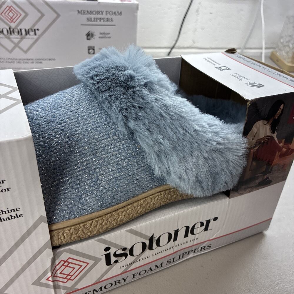 NIB Isotoner Women's Memory Foam Comfortable Light Blue Clog Slipper XL 9.5-10